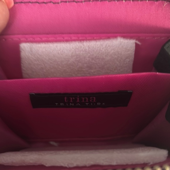 Blue and White Geometric Pattern Wallet - Picture 2 of 3